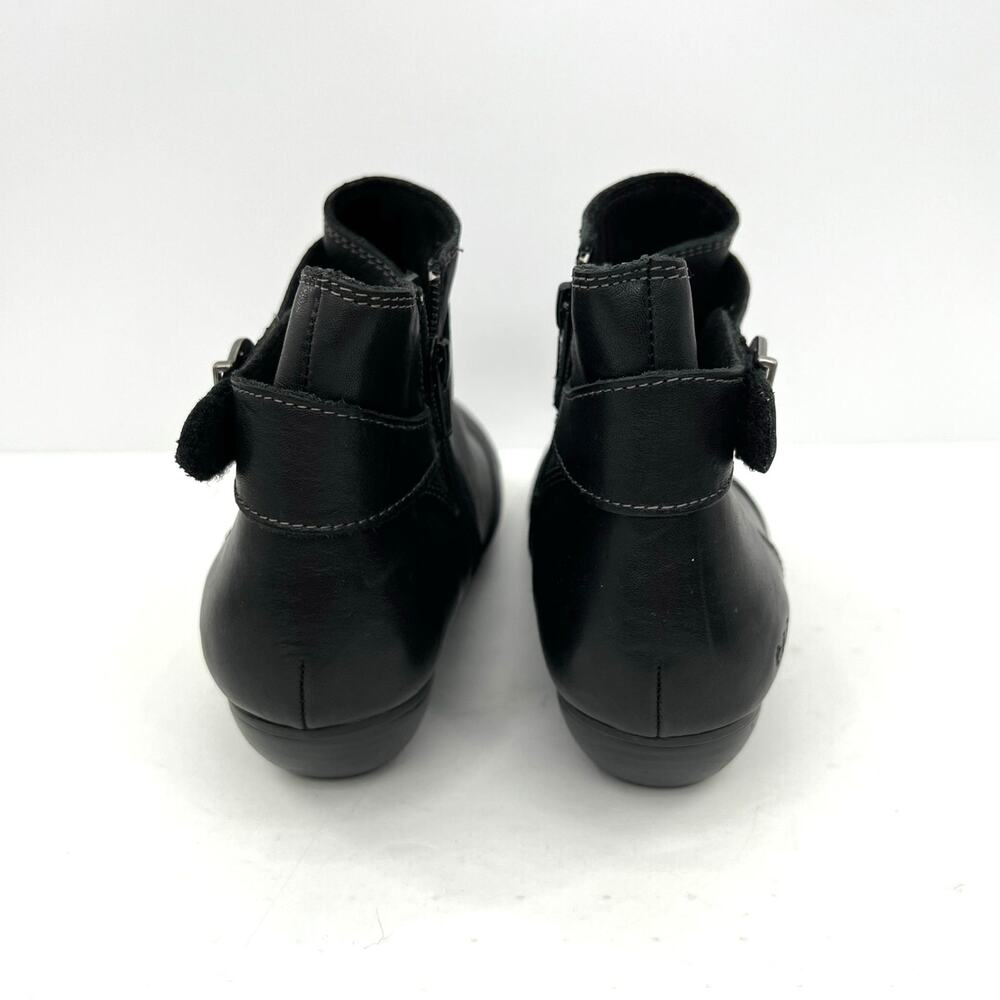 Taos Footwear Women's Addition Leather Side Zip Ankle Boots - Picture 3 of 8